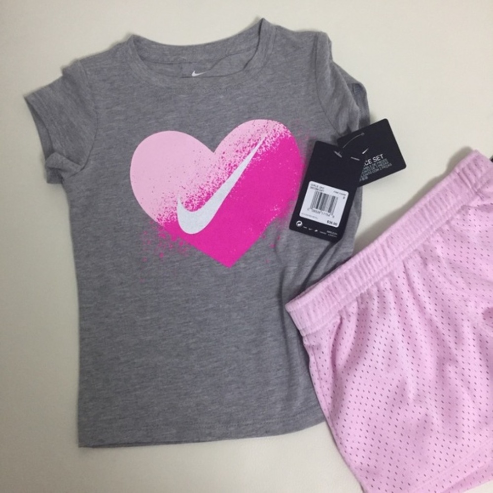 Nike super cute pink outfit 6241 - Picture 4 of 5